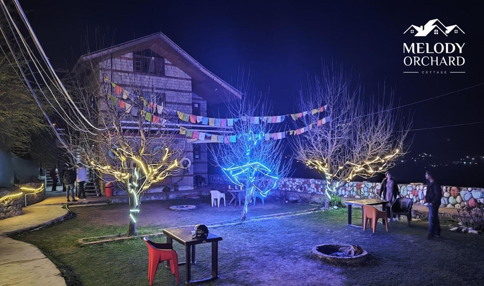 Melody Orchard Cottage Jagatsukh Buitenkant foto
